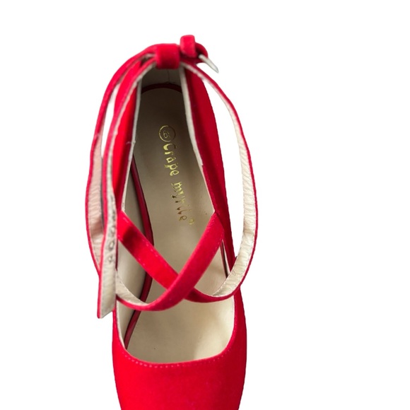 Red Velvet Crape Myrtle Women’s 5” Platform Heels Size - Picture 3 of 6
